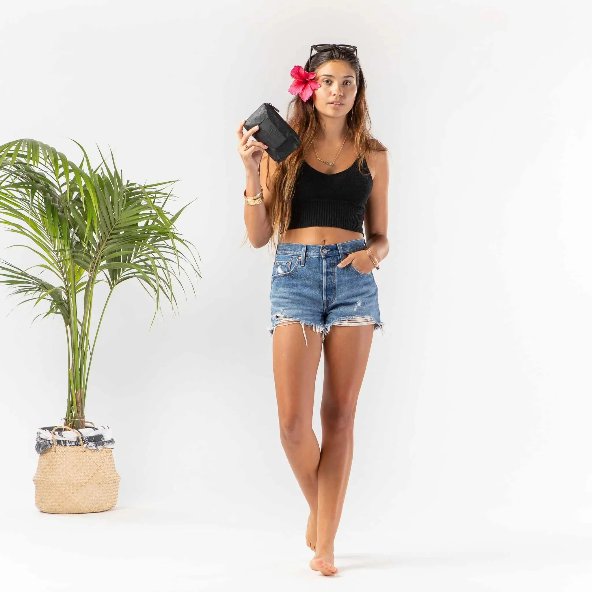 Aloha Mini Monochrome Pouch Black