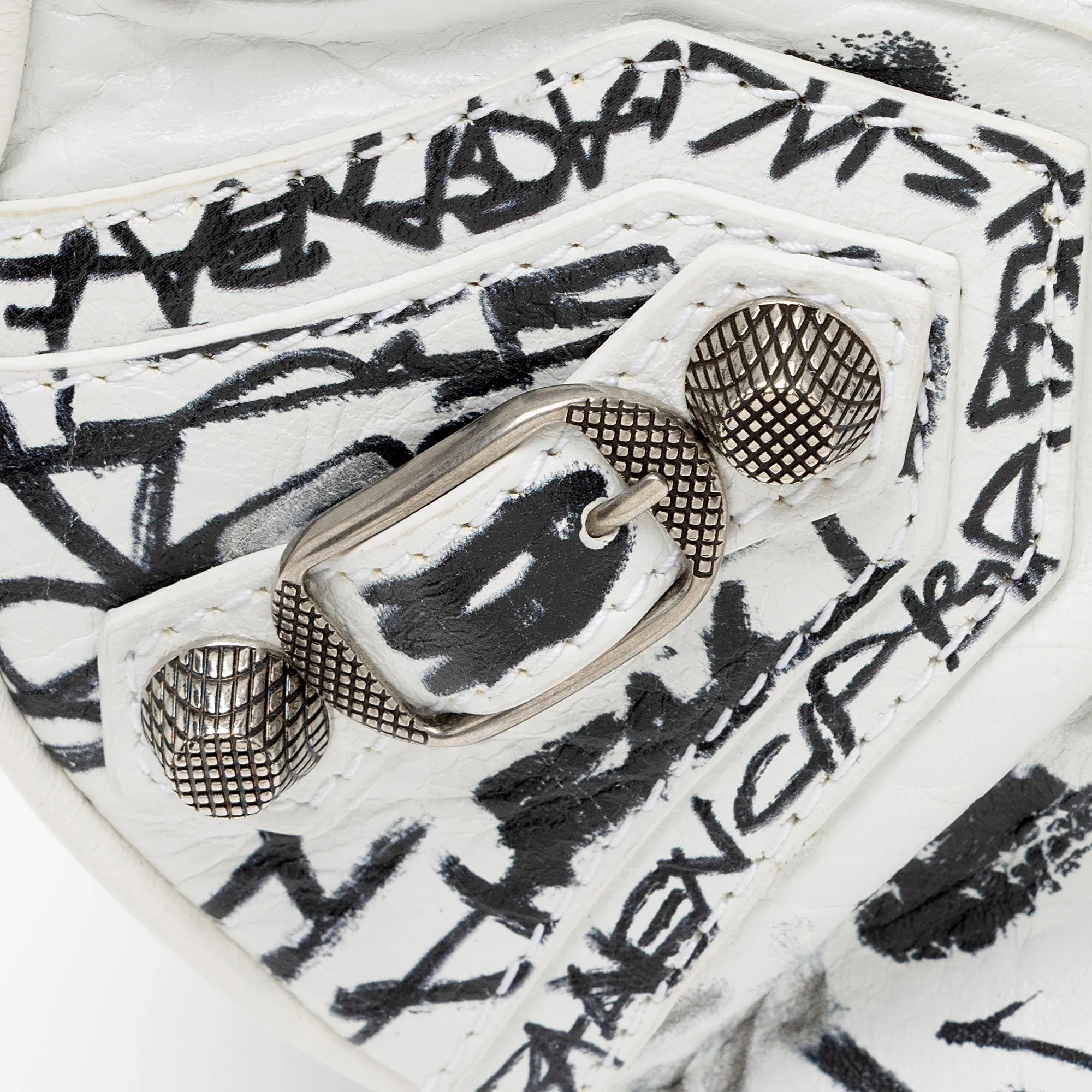 Balenciaga Agneau Graffiti Le Cagole Small Shoulder Bag (SHF-XUkN8C)