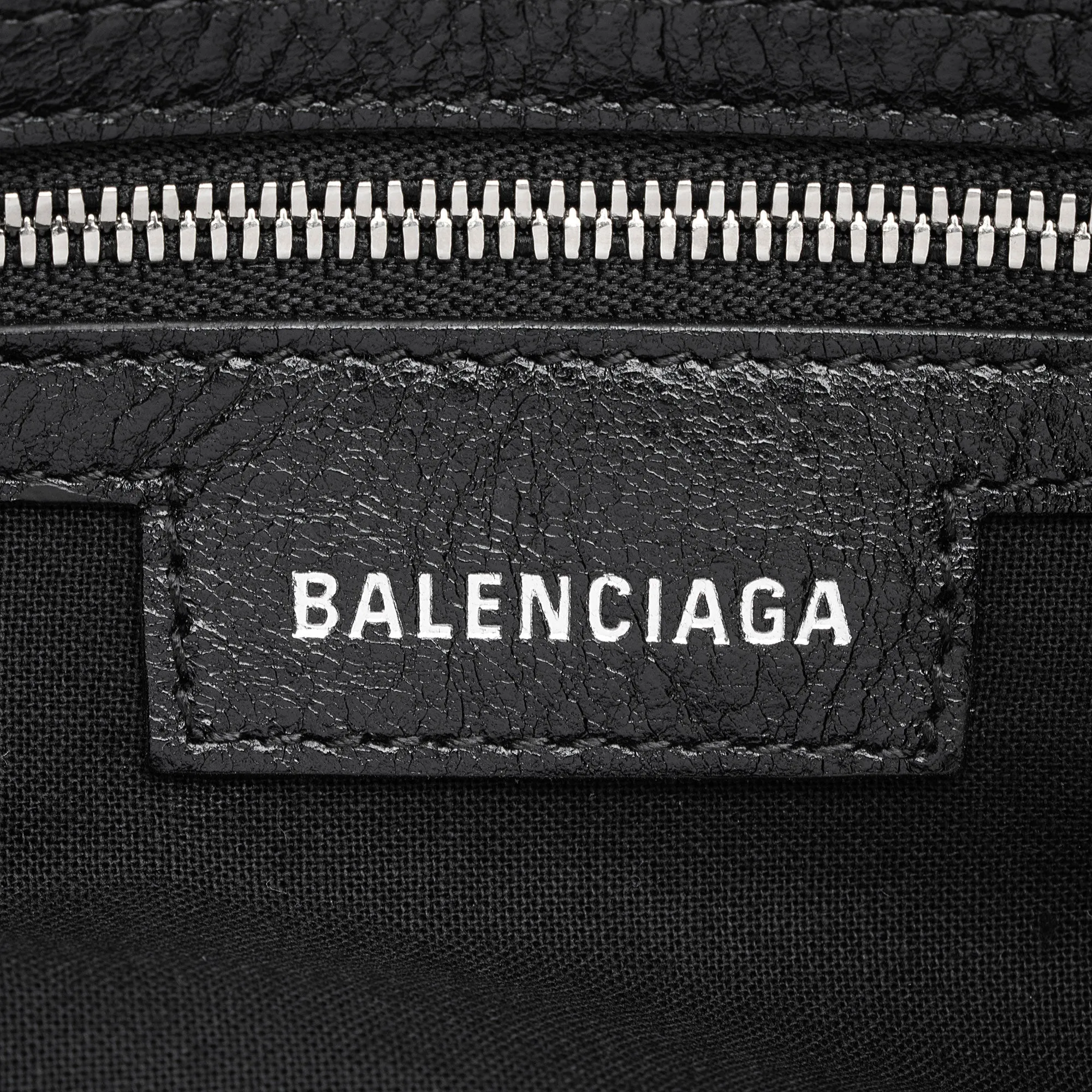 Balenciaga Agneau Le Cagole Small Shoulder Bag (SHF-NsZTFt)