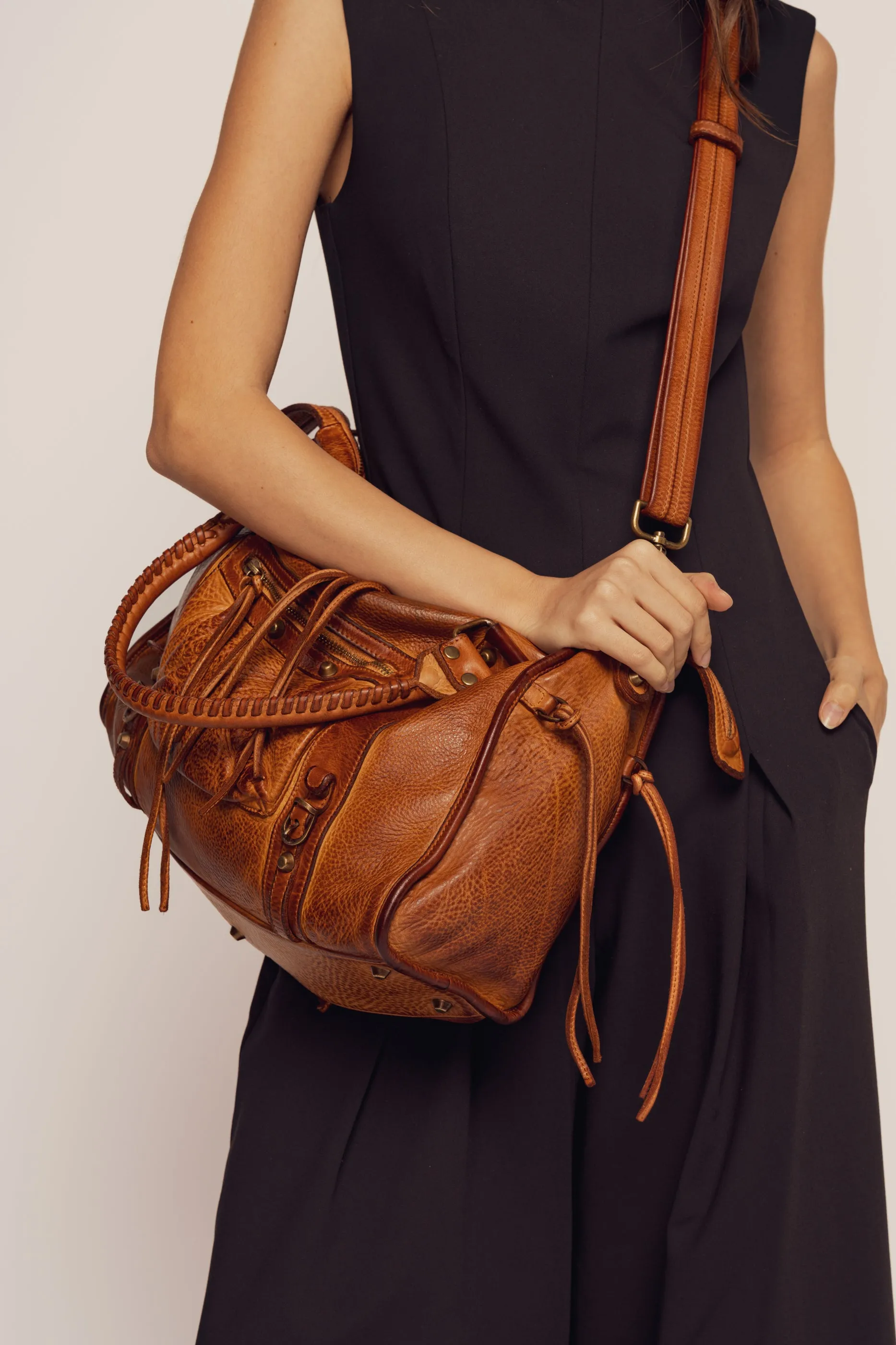 BAYSIDE84 Classic Fringe Hobo - Cognac