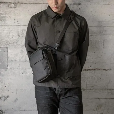 Black Ember : Kompak