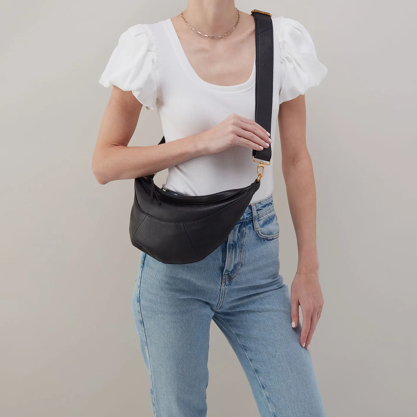 Carmen Sling In Pebbled Leather - Black