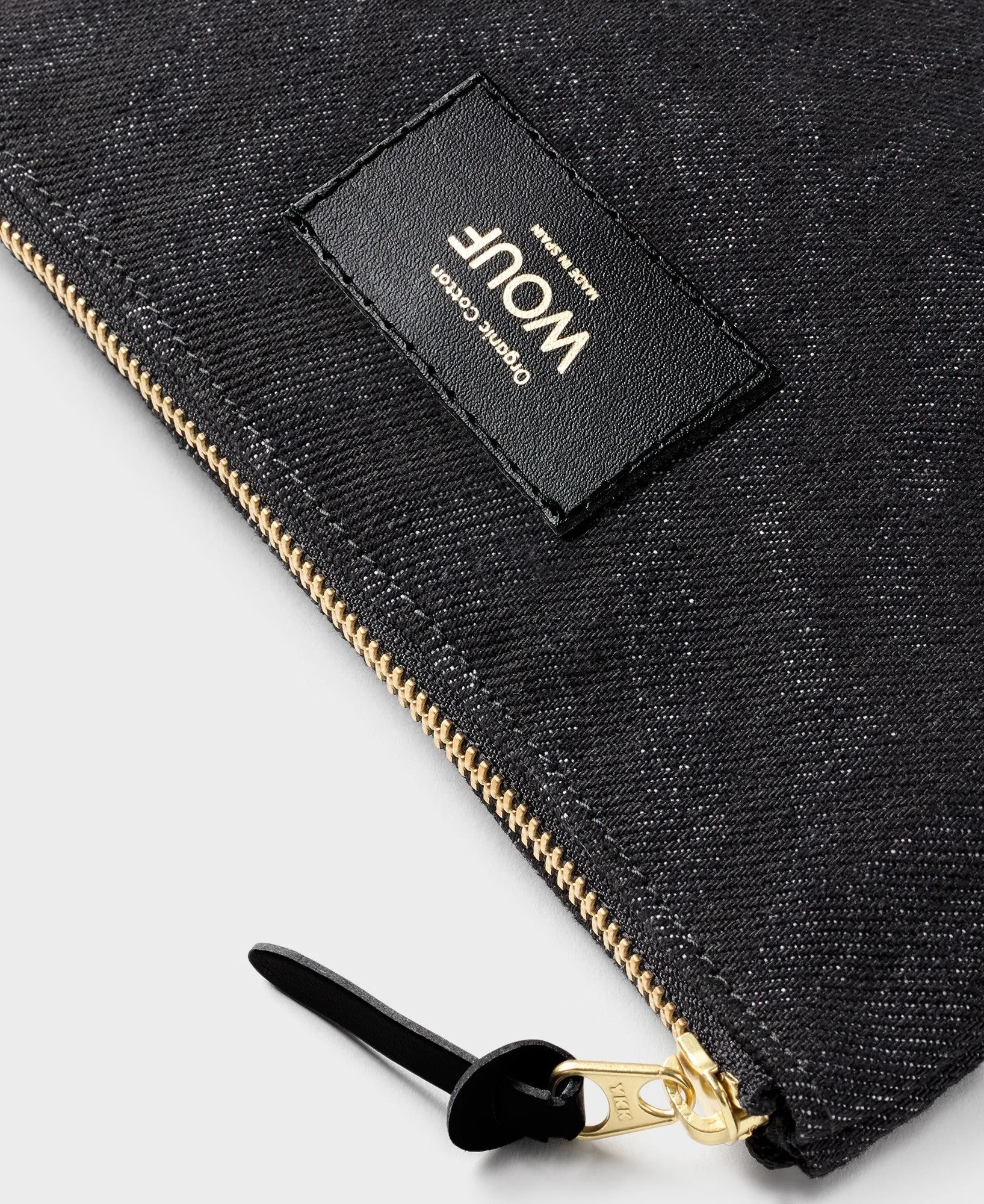 Dafne Pouch