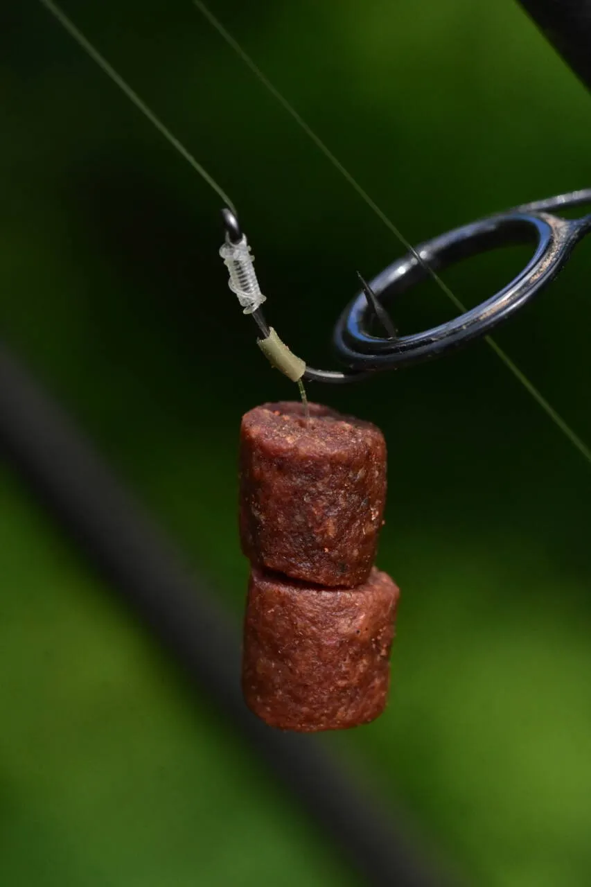 DYNAMITE Big Fish River Barbel Pellets 1.8kg