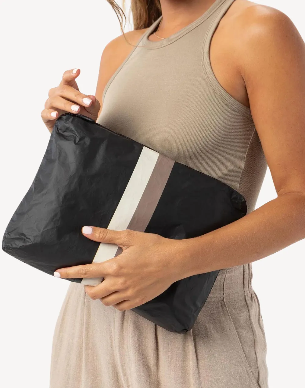 Le Voyageur Mid Size Pouch