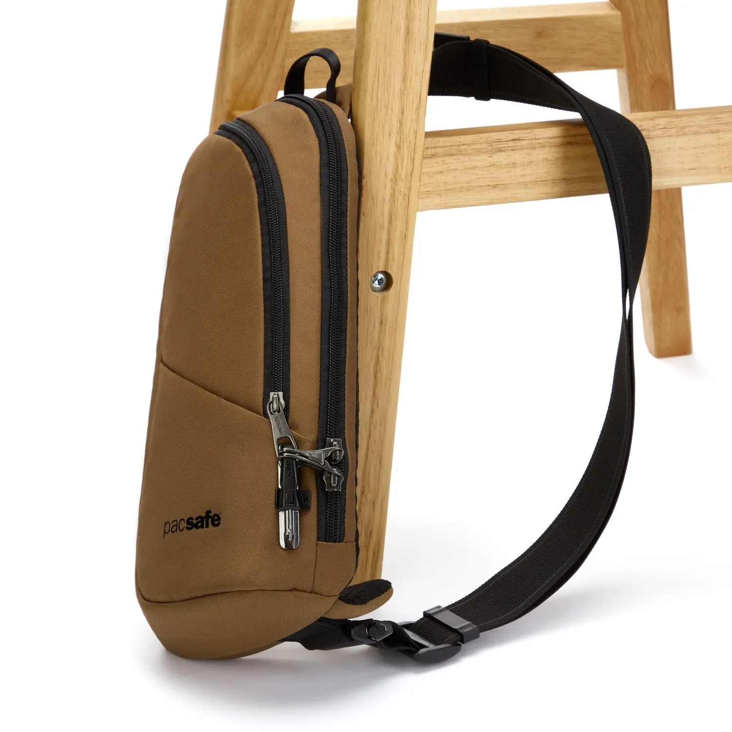 Pacsafe® V anti-theft action sling pack