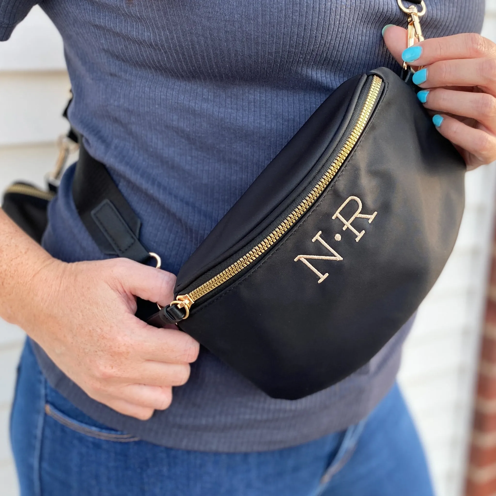 Salem Sling Bag