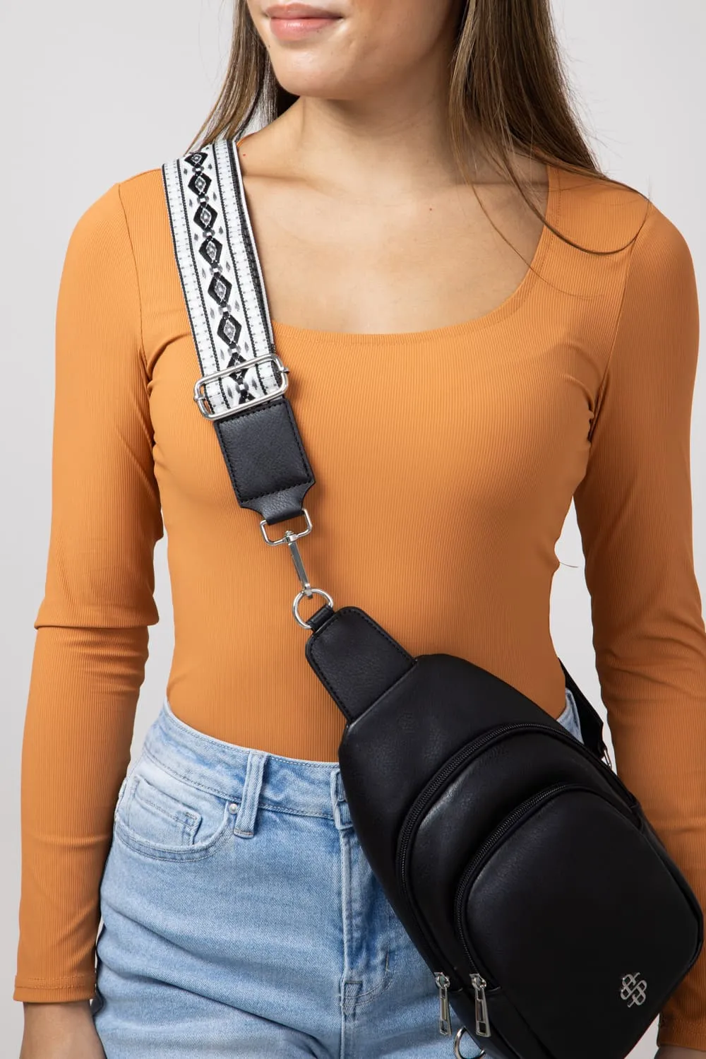 Simply Southern Sling Bag in Black | 0224-BAG-LTHR-SLING-BLACK