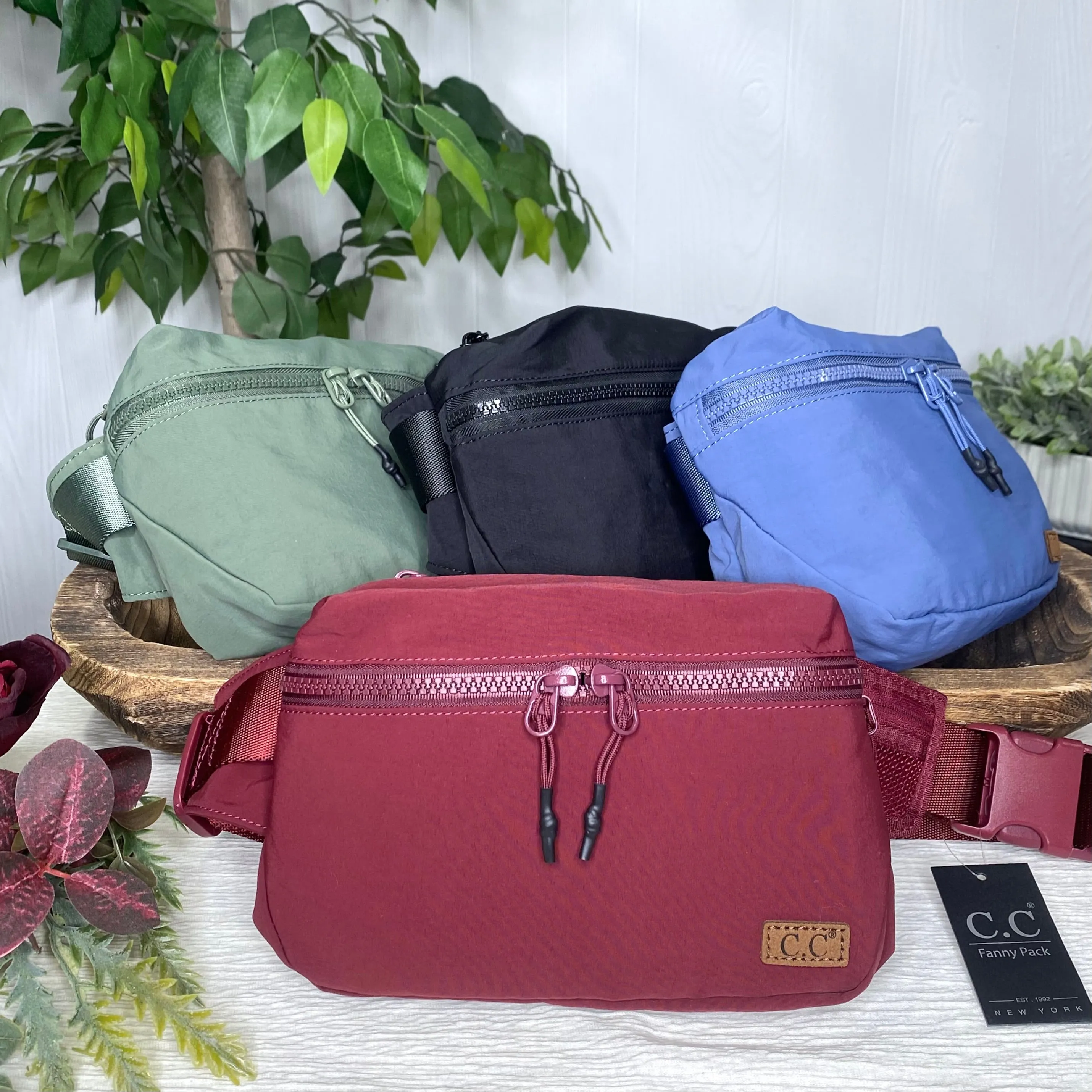 Zipper C.C Belt Bag: Sage